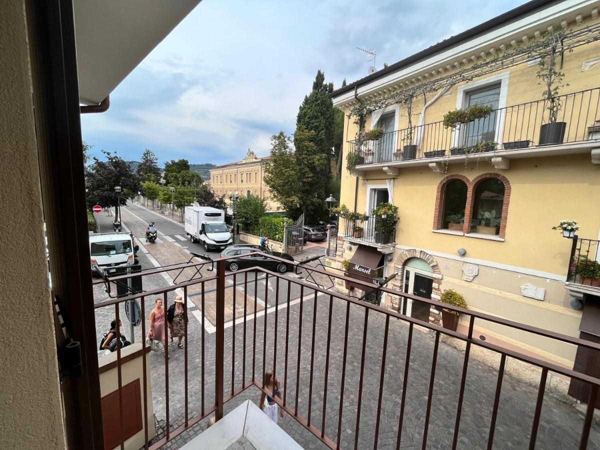 Dante Alighieri Apartamento Bardolino Exterior foto